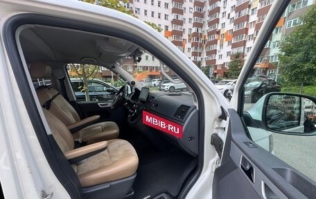 Volkswagen Transporter T5 рестайлинг, 2011 год, 1 700 000 рублей, 2 фотография