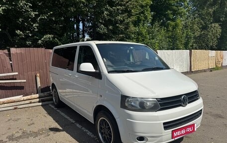 Volkswagen Transporter T5 рестайлинг, 2011 год, 1 700 000 рублей, 12 фотография