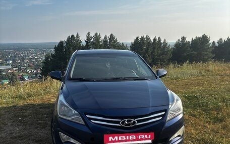 Hyundai Solaris II рестайлинг, 2014 год, 800 000 рублей, 2 фотография