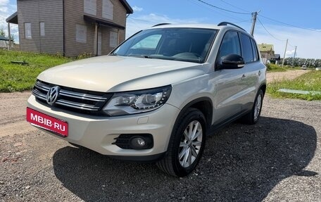 Volkswagen Tiguan I, 2016 год, 1 680 000 рублей, 2 фотография
