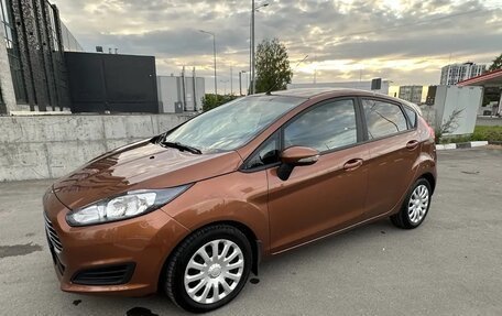 Ford Fiesta, 2015 год, 700 000 рублей, 4 фотография