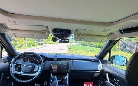 Land Rover Range Rover IV рестайлинг, 2022 год, 16 500 000 рублей, 3 фотография
