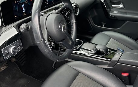 Mercedes-Benz CLA, 2020 год, 3 100 000 рублей, 22 фотография