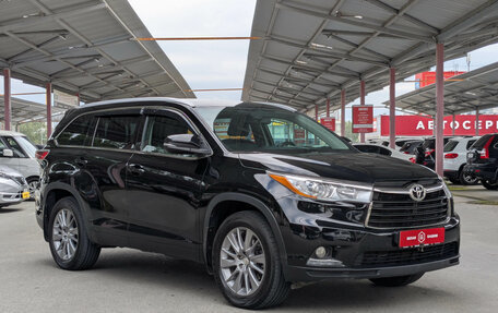 Toyota Highlander III, 2014 год, 2 899 500 рублей, 2 фотография