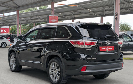 Toyota Highlander III, 2014 год, 2 899 500 рублей, 5 фотография