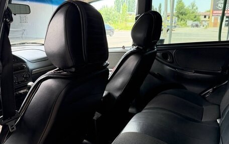 Chevrolet Niva I рестайлинг, 2010 год, 430 000 рублей, 6 фотография