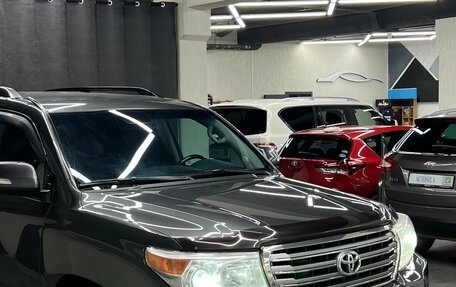 Toyota Land Cruiser 200, 2012 год, 3 400 000 рублей, 9 фотография