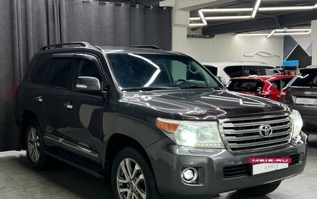 Toyota Land Cruiser 200, 2012 год, 3 400 000 рублей, 7 фотография