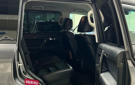 Toyota Land Cruiser 200, 2012 год, 3 400 000 рублей, 22 фотография