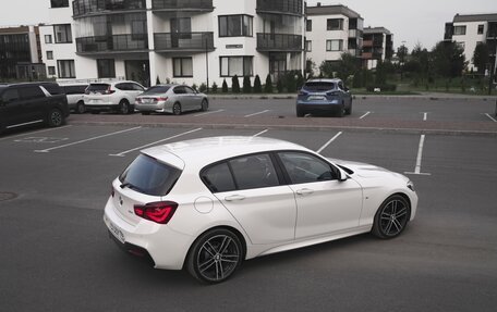BMW 1 серия, 2019 год, 2 390 000 рублей, 6 фотография