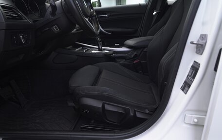BMW 1 серия, 2019 год, 2 390 000 рублей, 15 фотография