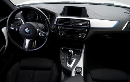 BMW 1 серия, 2019 год, 2 390 000 рублей, 27 фотография