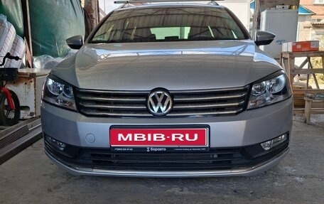 Volkswagen Passat B7, 2011 год, 970 000 рублей, 1 фотография
