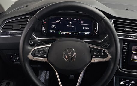 Volkswagen Tiguan II, 2023 год, 4 247 000 рублей, 12 фотография