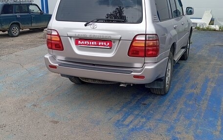 Toyota Land Cruiser 100 рестайлинг 2, 1999 год, 1 500 000 рублей, 4 фотография