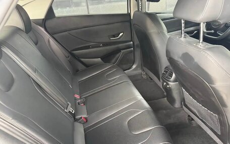 Hyundai Elantra, 2022 год, 1 750 000 рублей, 11 фотография