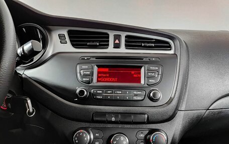KIA cee'd III, 2014 год, 910 000 рублей, 15 фотография