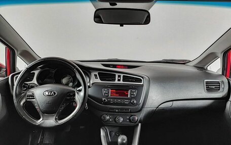 KIA cee'd III, 2014 год, 910 000 рублей, 14 фотография