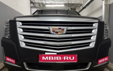 Cadillac Escalade IV, 2018 год, 7 900 000 рублей, 1 фотография
