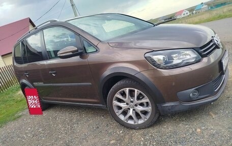 Volkswagen Touran III, 2014 год, 1 500 000 рублей, 1 фотография