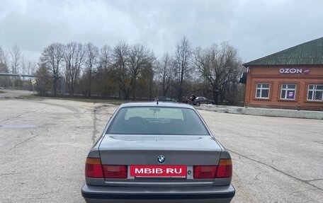 BMW 5 серия, 1993 год, 850 000 рублей, 6 фотография