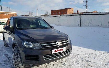 Volkswagen Touareg III, 2010 год, 2 360 000 рублей, 3 фотография