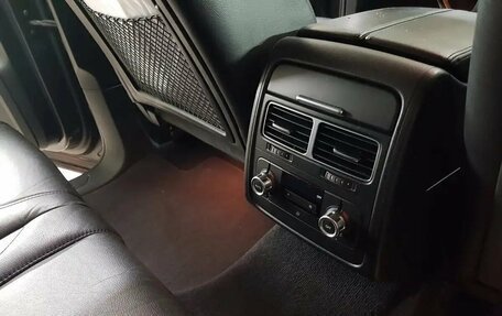 Volkswagen Touareg III, 2010 год, 2 360 000 рублей, 27 фотография