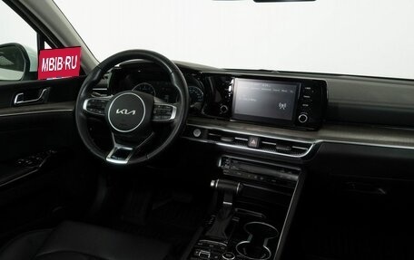 KIA K5, 2021 год, 2 433 000 рублей, 13 фотография