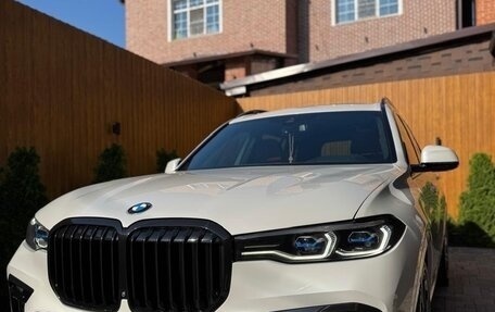 BMW X7, 2021 год, 7 490 000 рублей, 2 фотография