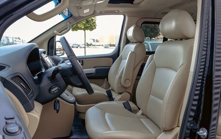 Hyundai Grand Starex Grand Starex I рестайлинг 2, 2011 год, 1 695 000 рублей, 11 фотография