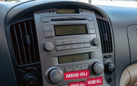Hyundai Grand Starex Grand Starex I рестайлинг 2, 2011 год, 1 695 000 рублей, 14 фотография
