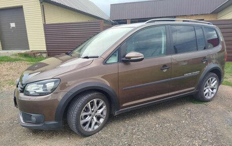 Volkswagen Touran III, 2014 год, 1 500 000 рублей, 5 фотография