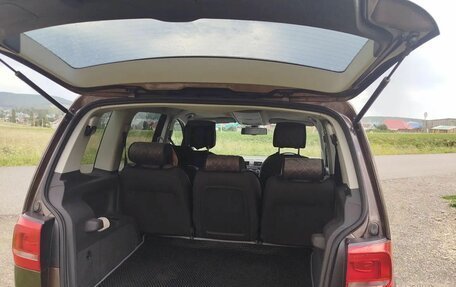 Volkswagen Touran III, 2014 год, 1 500 000 рублей, 8 фотография