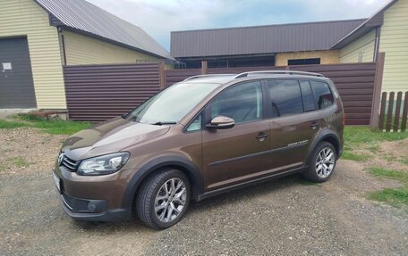 Volkswagen Touran III, 2014 год, 1 500 000 рублей, 7 фотография