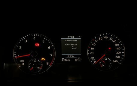 Volkswagen Touran III, 2012 год, 930 000 рублей, 6 фотография
