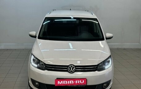 Volkswagen Touran III, 2012 год, 930 000 рублей, 2 фотография