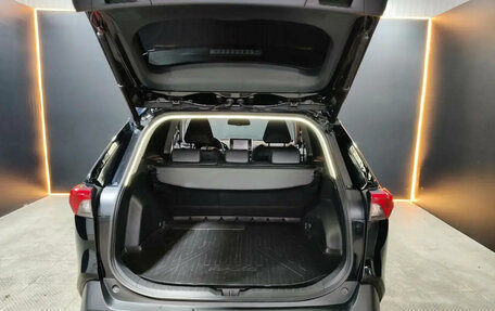Toyota RAV4, 2021 год, 3 570 000 рублей, 6 фотография