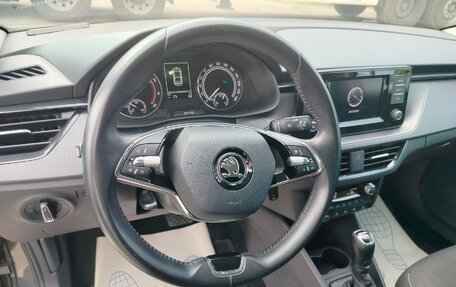 Skoda Rapid II, 2022 год, 1 827 000 рублей, 6 фотография
