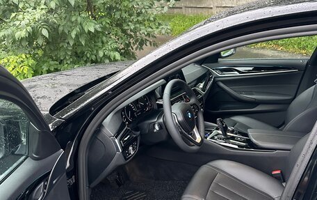 BMW 5 серия, 2019 год, 2 050 000 рублей, 5 фотография