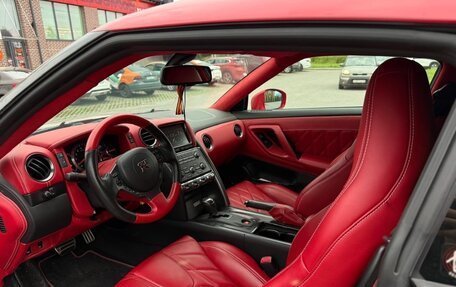 Nissan GT-R, 2011 год, 7 000 000 рублей, 6 фотография