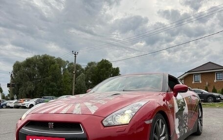 Nissan GT-R, 2011 год, 7 000 000 рублей, 2 фотография