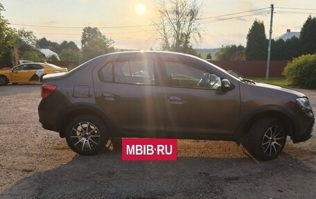 Renault Logan II, 2022 год, 1 400 000 рублей, 4 фотография