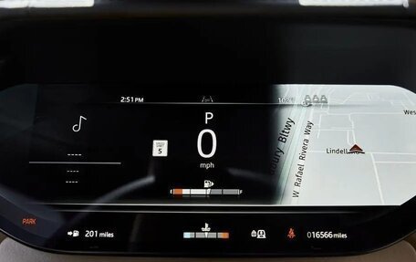 Land Rover Range Rover IV рестайлинг, 2024 год, 12 932 000 рублей, 20 фотография
