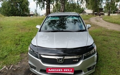 Honda Stream II, 2006 год, 880 000 рублей, 10 фотография