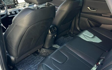 Hyundai Elantra, 2023 год, 1 570 000 рублей, 11 фотография
