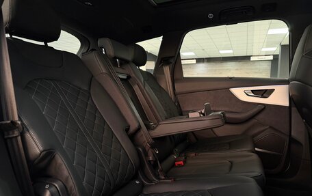 Audi Q7, 2026 год, 13 500 000 рублей, 17 фотография