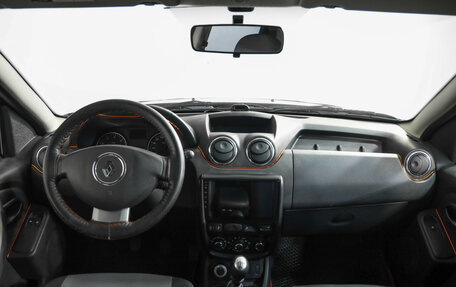 Renault Duster I рестайлинг, 2014 год, 949 000 рублей, 10 фотография