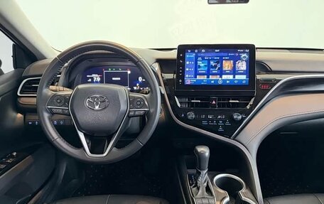 Toyota Camry, 2023 год, 8 фотография