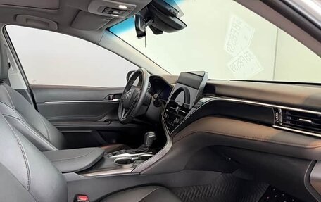 Toyota Camry, 2023 год, 11 фотография