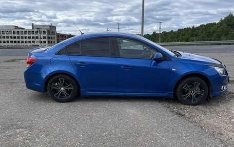 Chevrolet Cruze II, 2011 год, 730 000 рублей, 3 фотография